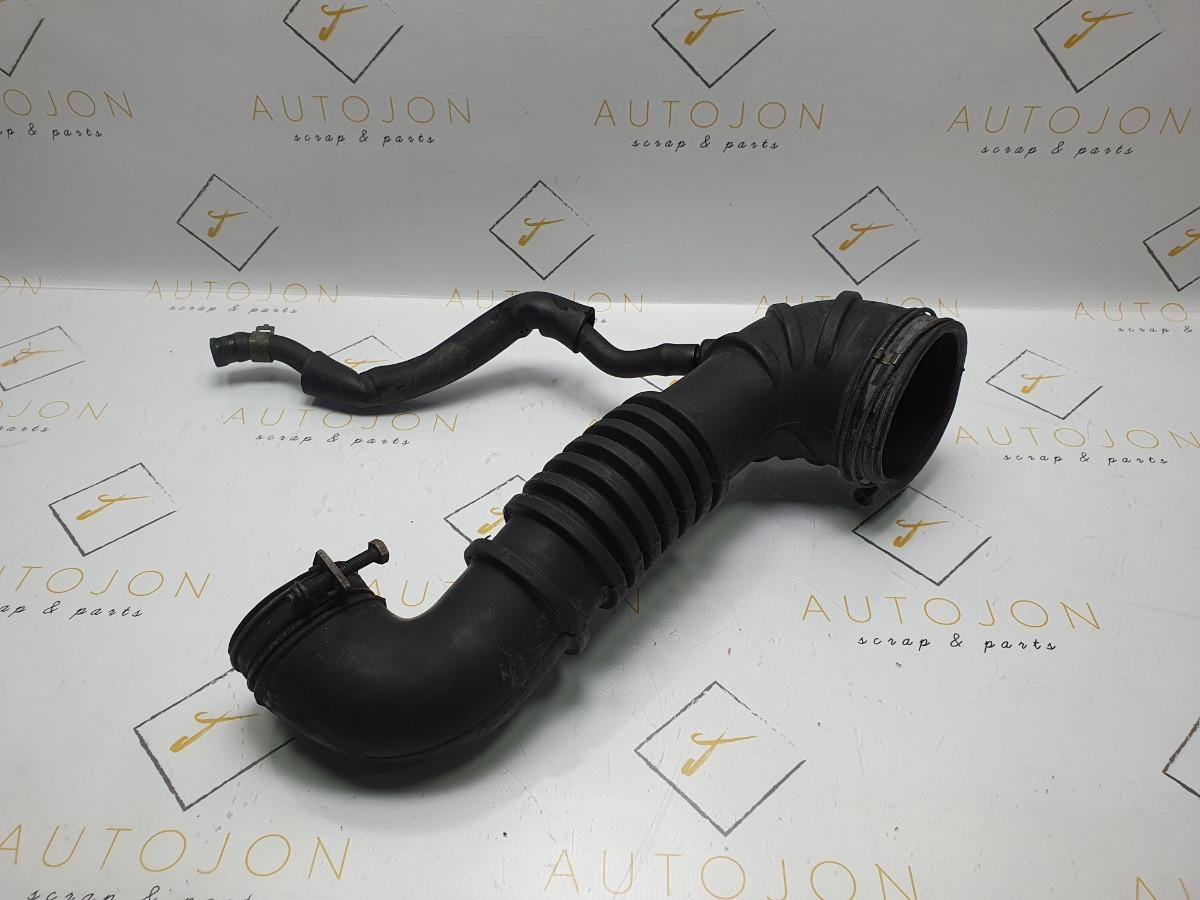 Furtun admisie aer HYUNDAI H-1 Box (A1) [ 1997 - 2008 ] OEM 28161 4A101