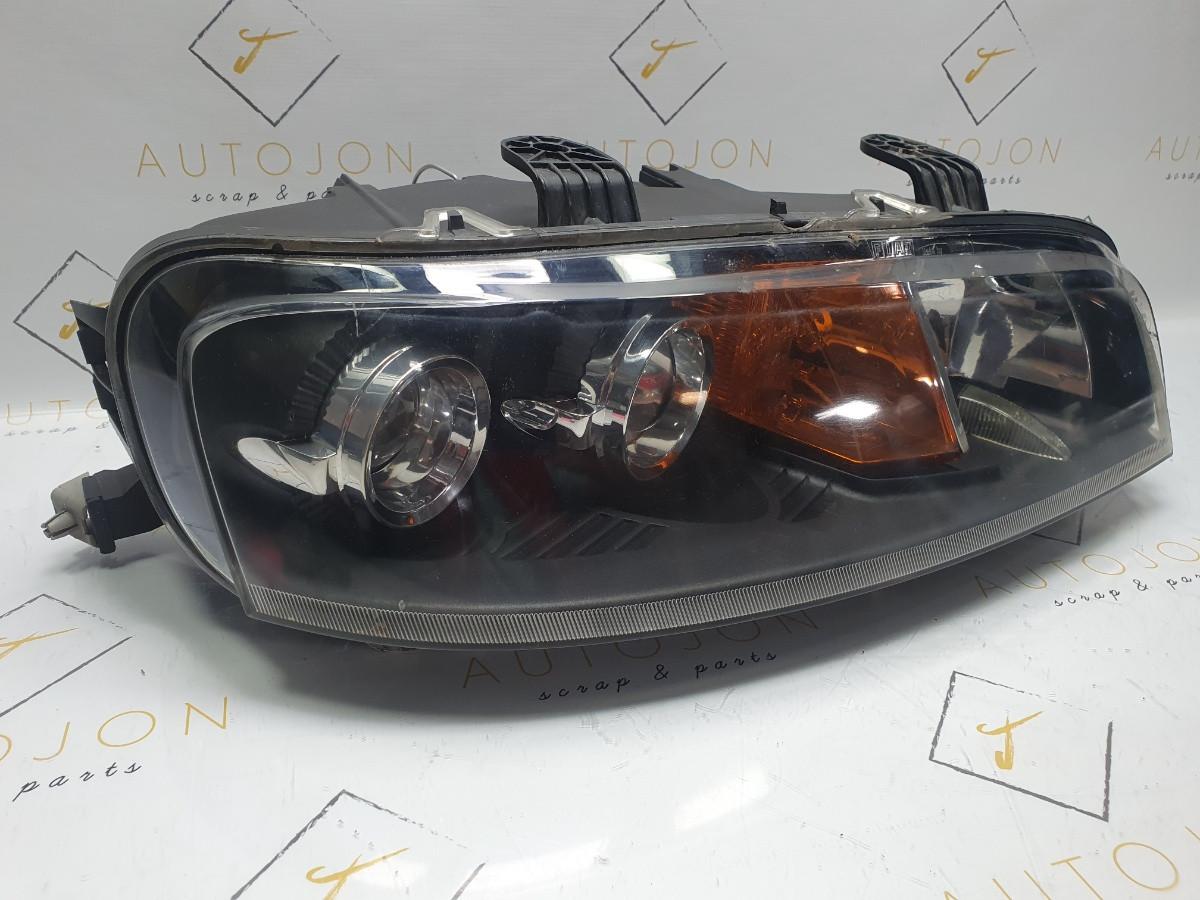Far dreapta FIAT PUNTO (188_) [ 2001 - 2005 ] Valeo 89100448