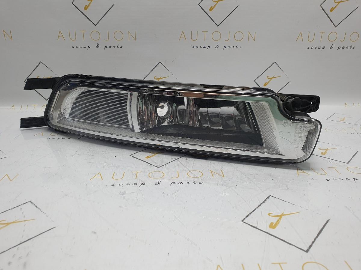 Proiector dreapta VOLKSWAGEN PASSAT Variant 3G5 2014 -> HELLA 1NA 011.839-14 3G0941662L / 3G0 941 662 L