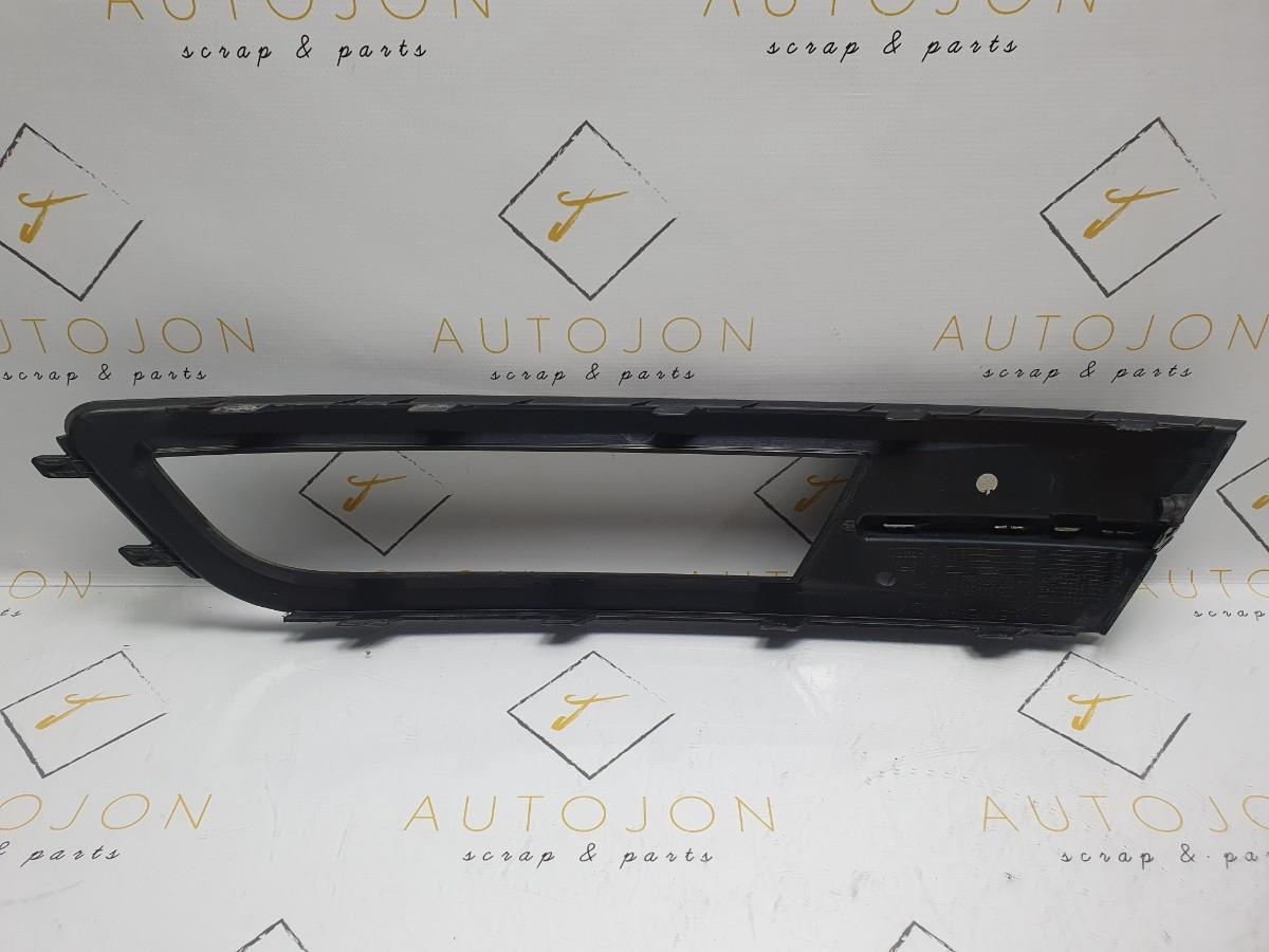 Grila proiector dreapta VOLKSWAGEN PASSAT Variant (3G5) [ 2014 - > ] OEM 3G0853662 / 3G0 853 662