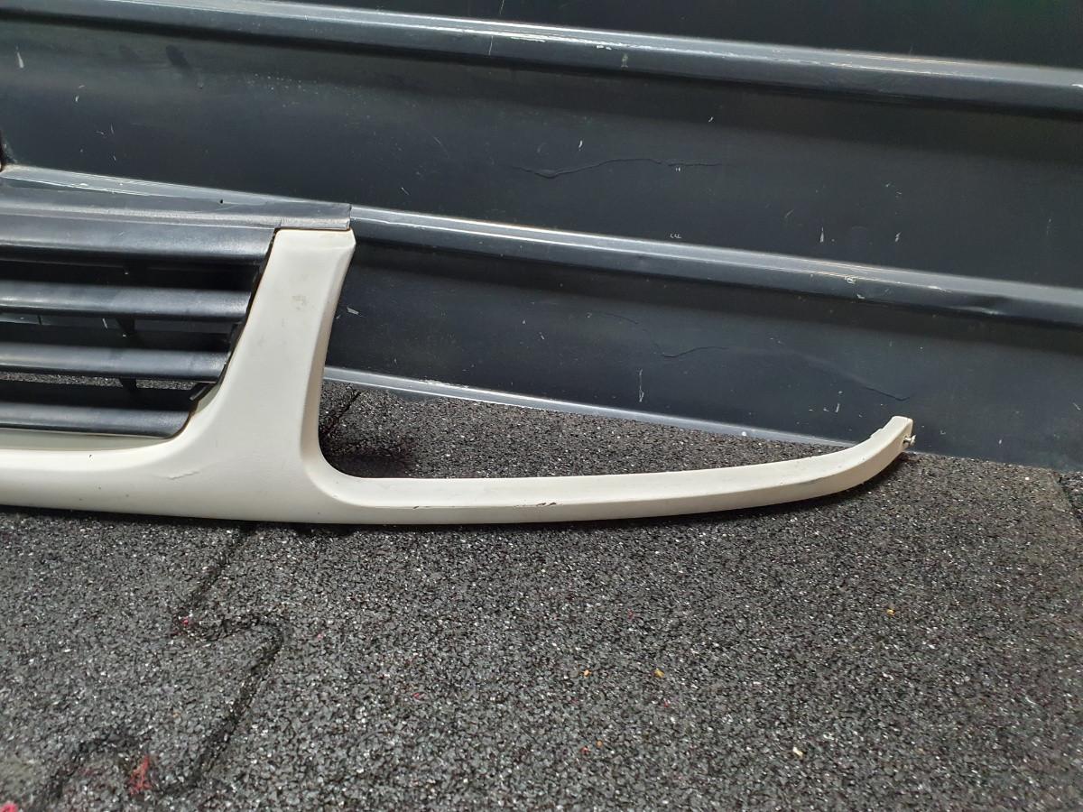 Grila masca radiator  VOLKSWAGEN POLO (6N1) [ 1994 - 1999 ] OEM 6N0853661C / 6N0 853 661 C