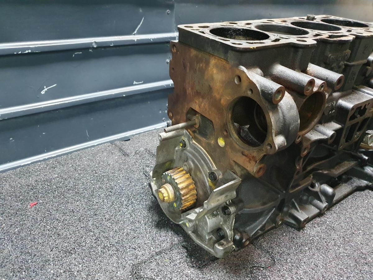Bloc motor BiTDI 2.0  CFCA   VOLKSWAGEN TRANSPORTER V T5 Multivan  03L 021 CG 03L021CG