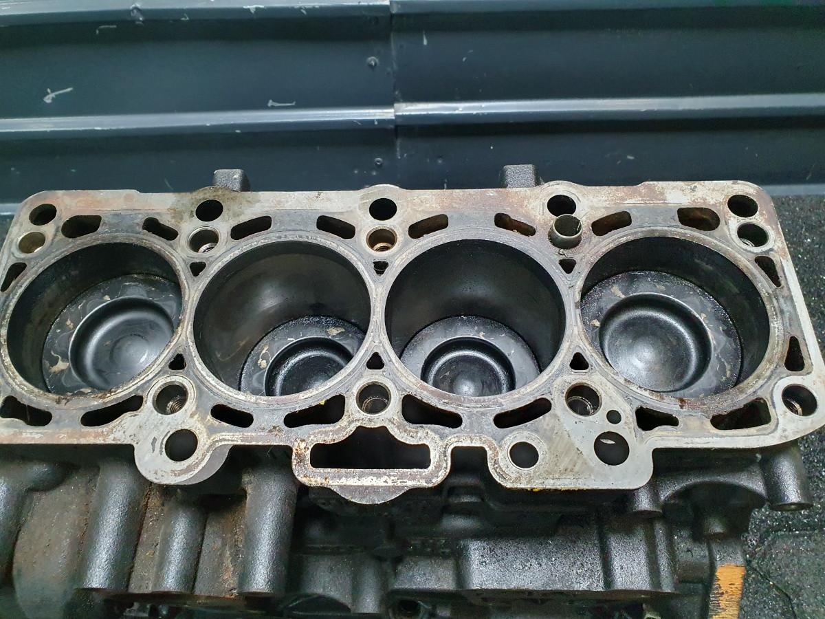 Bloc motor BiTDI 2.0  CFCA   VOLKSWAGEN TRANSPORTER V T5 Multivan  03L 021 CG 03L021CG