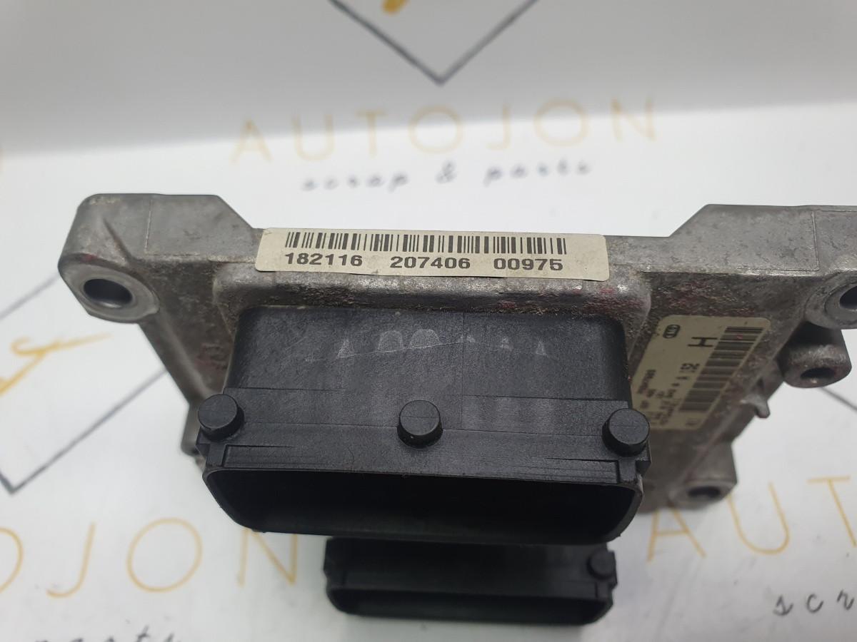 Calculator ECU FIAT PUNTO (188_) [ 1999 - 2012 ] 1.2  (188 A4.000) 44KW|60HP BOSCH 00468120490 OEM 182116