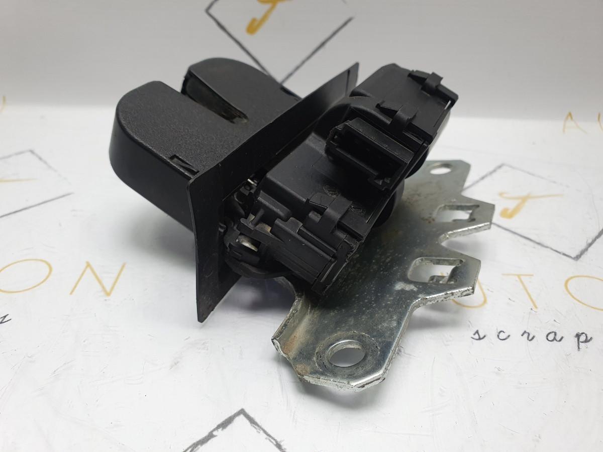 Broasca haion OPEL INSIGNIA (G09) [ 2008 - 2017 ] OEM 13276273