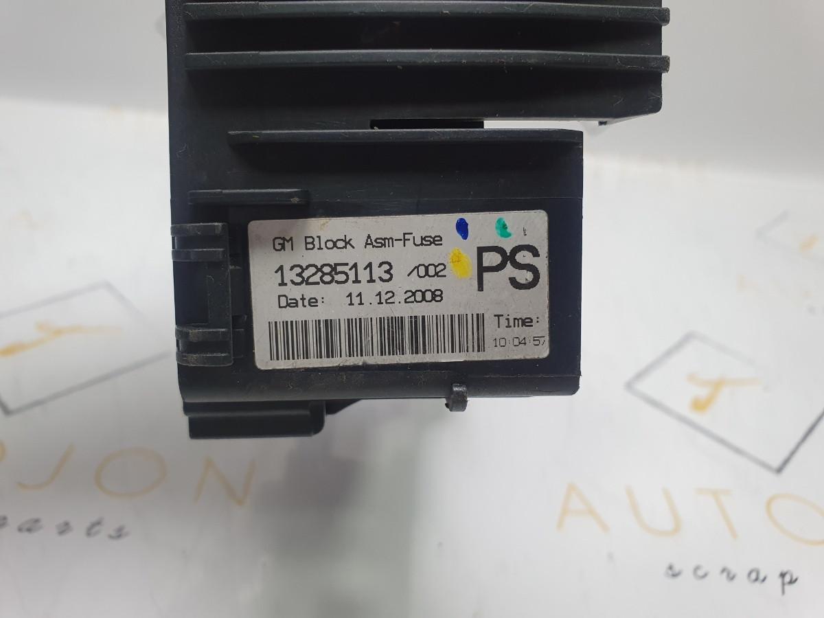 Panou sigurante motor OPEL INSIGNIA (G09) [ 2008 - 2017 ] OEM 13285113