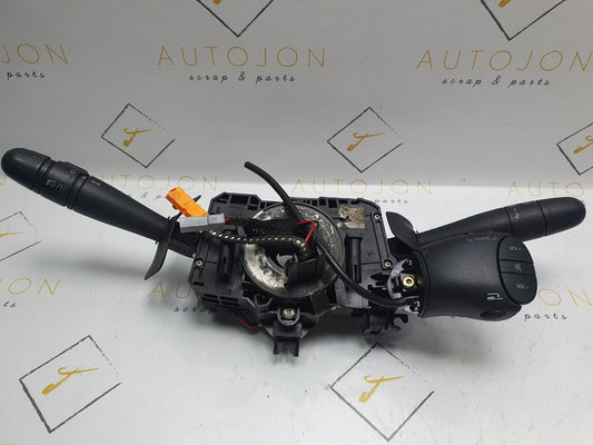Bloc manete RENAULT SYMBOL I (LB0/1/2_) [ 2001 - 2008 ]  34446404 OEM  8200142395