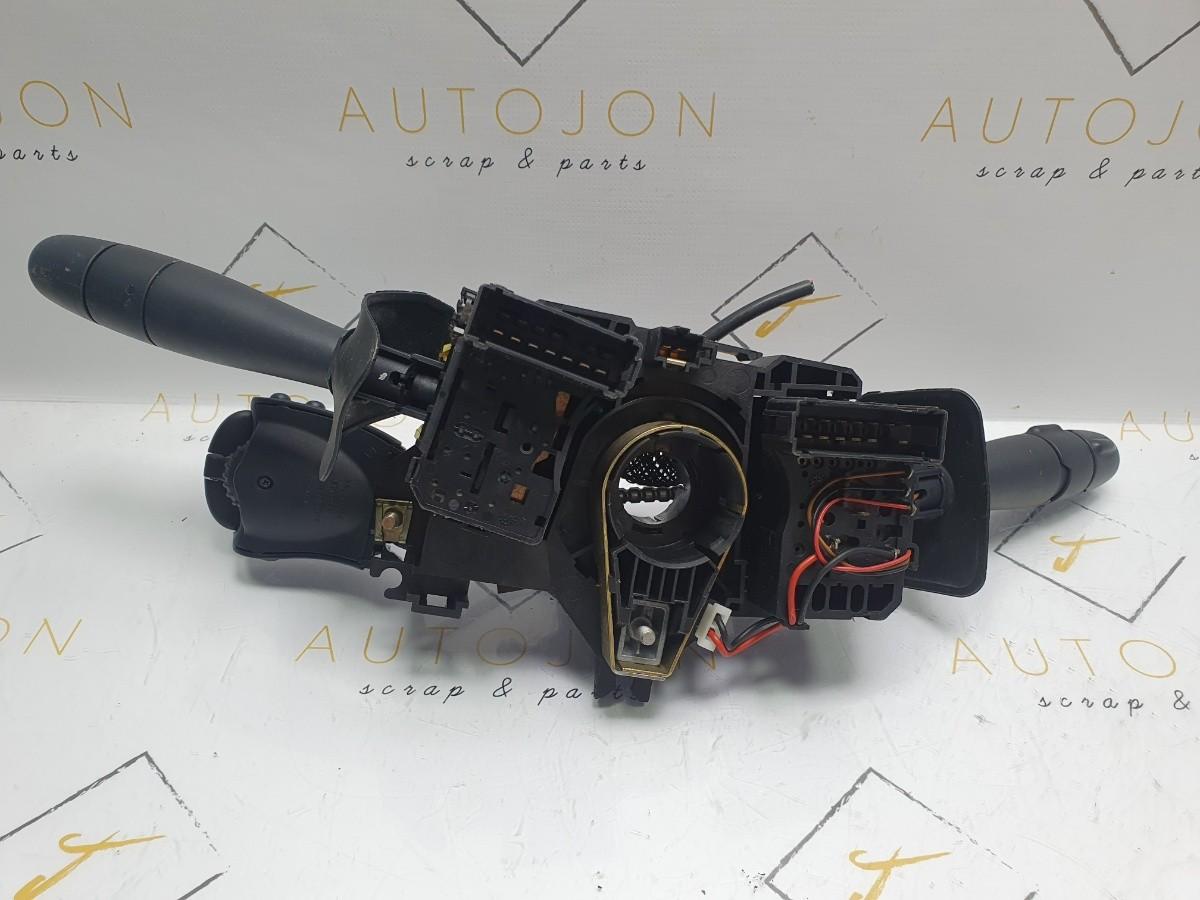 Bloc manete RENAULT SYMBOL I (LB0/1/2_) [ 2001 - 2008 ]  34446404 OEM  8200142395