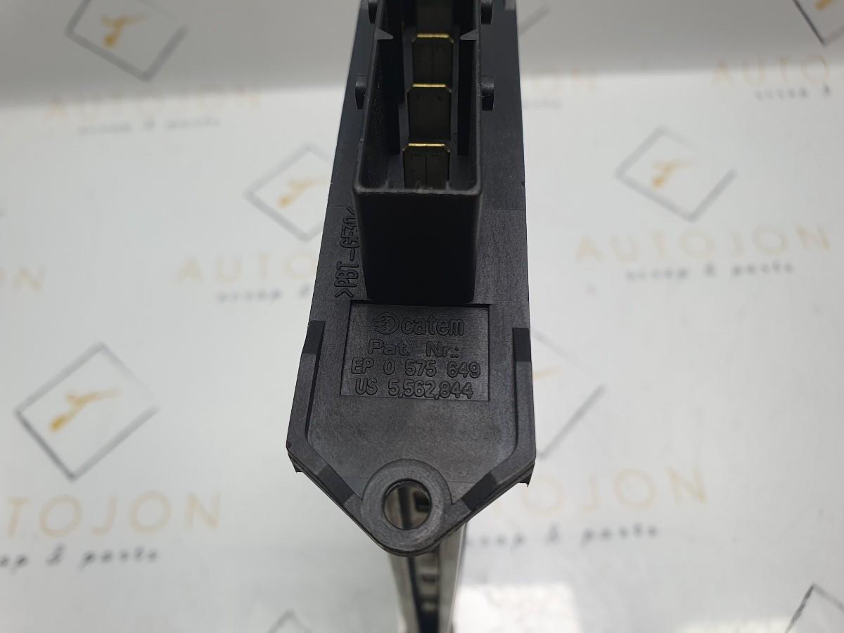 Radiator auxiliar electric RENAULT Symbol I (LB0/1/2_) [ 2001 - 2008 ] OEM 0575649