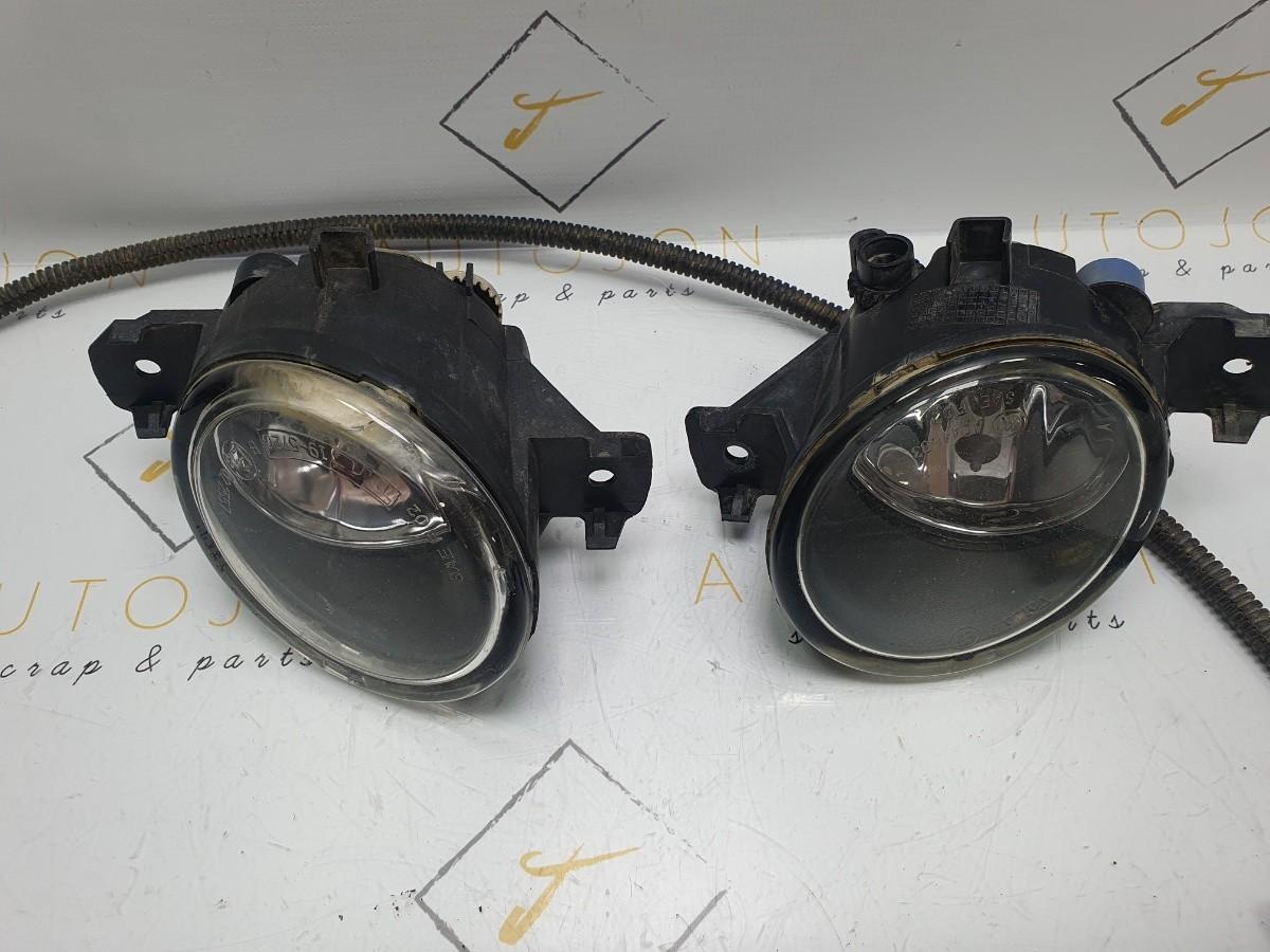 Proiectoare ceata si instalatie RENAULT SYMBOL I (LB0/1/2_) [ 2001 - 2008 ] OEM 8200002470 / 8200458429