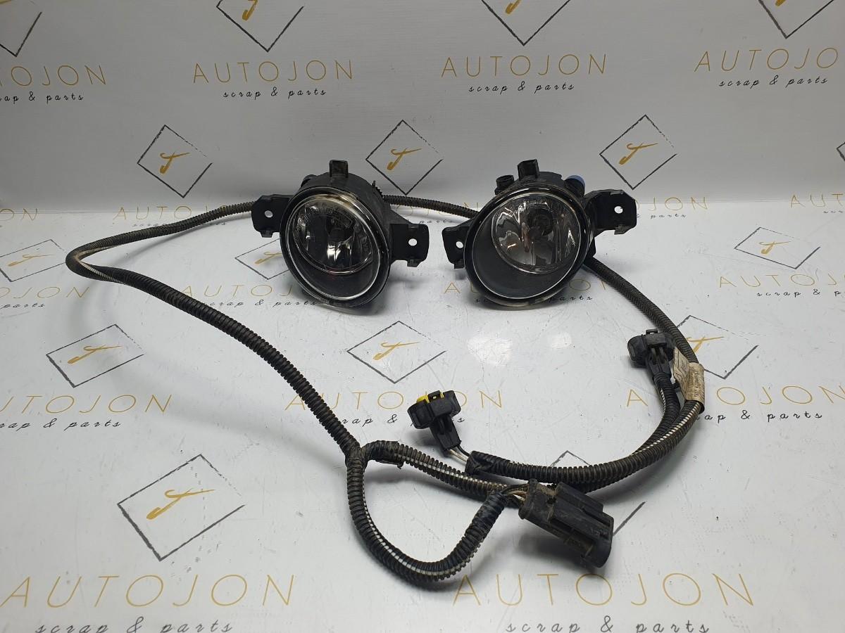 Proiectoare ceata si instalatie RENAULT SYMBOL I (LB0/1/2_) [ 2001 - 2008 ] OEM 8200002470 / 8200458429