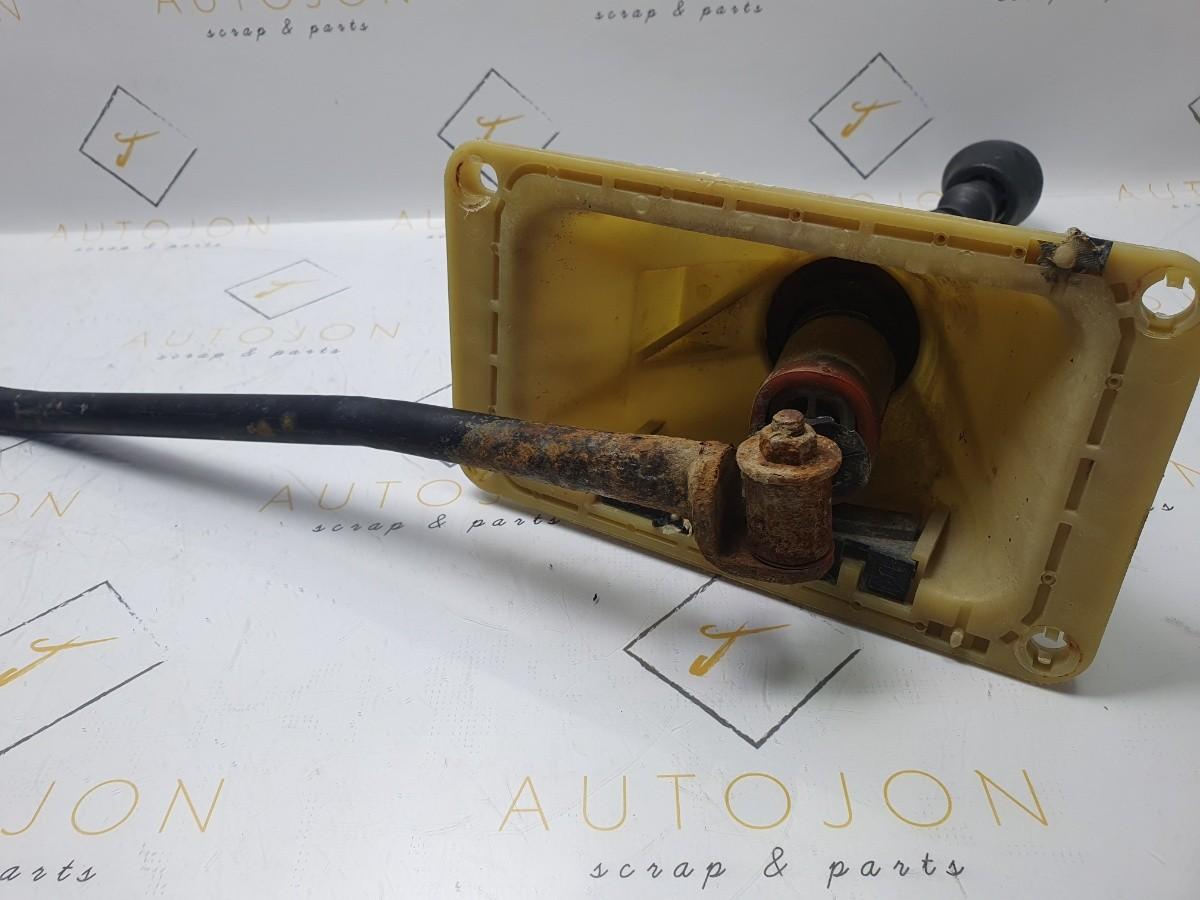 Timonerie RENAULT SYMBOL I (LB0/1/2_) [ 2001 - 2008 ]  OEM 8200601281