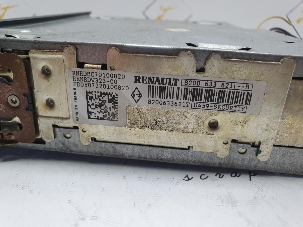 CD player auto RENAULT SYMBOL I (LB0/1/2_) [ 2001 - 2008 ] OEM 8200633621T