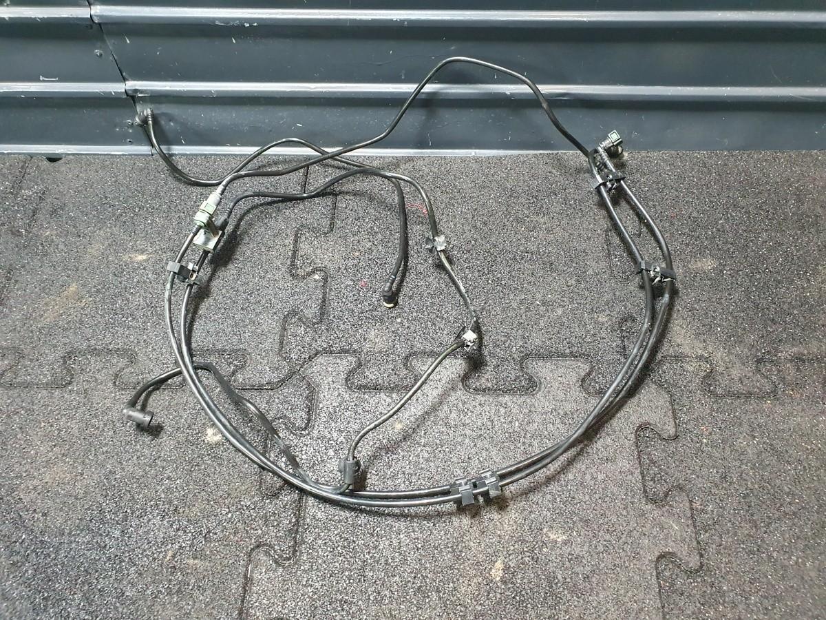 Set conducte combustibil caroserie RENAULT Symbol I (LB0/1/2_) [ 1998 -2005 ] OEM 3404892