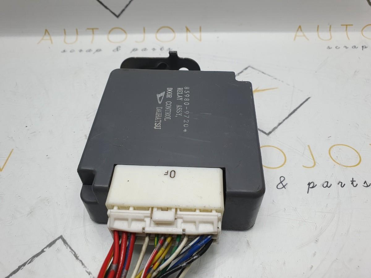 Modul inchidere centralizata DAIHATSU CUORE V (L7_) [ 1998 - 2003 ] 1.0 (EJ-DE) 40KW|54HP OEM 8598097204 / 85980-97204