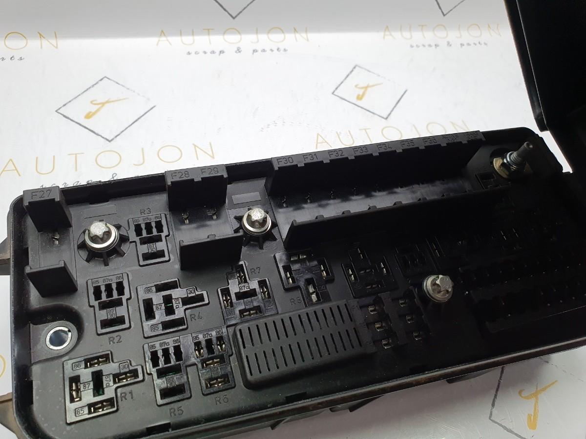 Panou sigurante OPEL VECTRA C (Z02) [ 2002 - 2009 ] CDTI (Z 19 DT) 88KW|120HP OEM 13240247JJ / 13 240 247 JJ