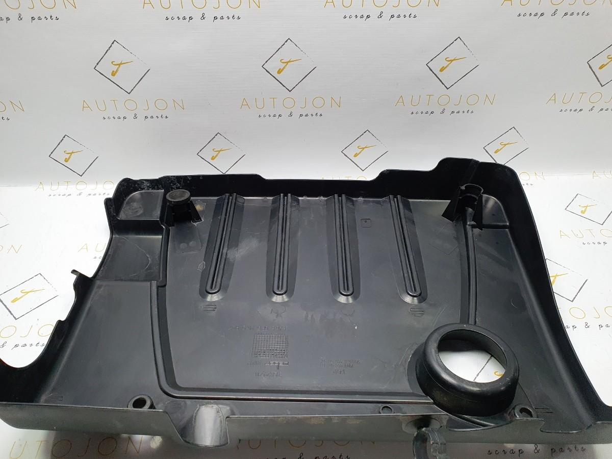 Capac ornament motor OPEL VECTRA C (Z02) [ 2002 - 2009 ] CDTI (Z 19 DT) 88KW|120HP OEM 55558384