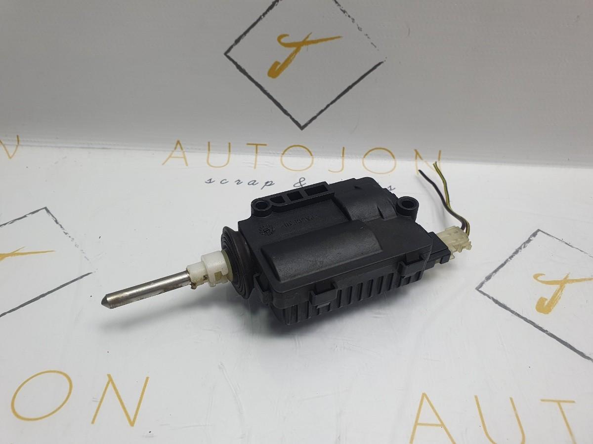 Actuator usita rezervor OPEL VECTRA C (Z02) [ 2002 - 2009 ] CDTI (Z 19 DT) 88KW|120HP OEM  13158426 / 13 158 426