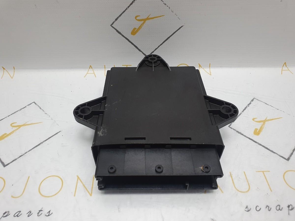 Calculator usa dreapta fata OPEL VECTRA C (Z02) [ 2002 - 2009 ] CDTI (Z 19 DT) 88KW|120HP OEM 13193368JQ / 13 193 368 JQ