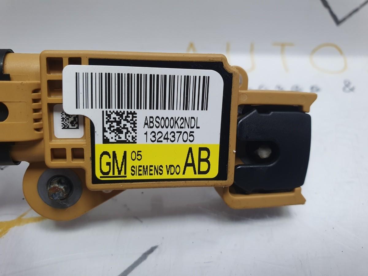 Senzor impact airbag OPEL VECTRA C (Z02) [ 2002 - 2009 ] CDTI (Z 19 DT) 88KW|120HP OEM 13243705AB