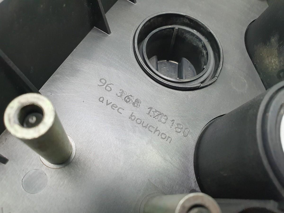 Capac culbutori CITROËN SAXO (S0, S1) [ 1996 - 2004 ] D (VJZ (TUD5)) 43KW|58HP OEM 9636872680