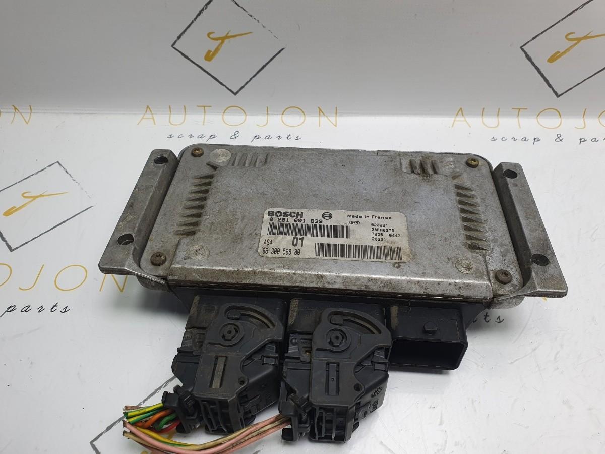 Calculator ECU motor CITROËN SAXO (S0, S1) [ 1996 - 2004 ] D (VJZ (TUD5)) 43KW|58HP BOSCH 0281001839 OEM 9630059880