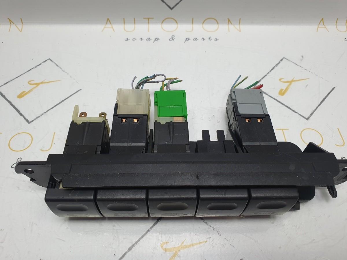 Bloc butoane bord CITROËN SAXO (S0, S1) [ 1996 - 2004 ] D (VJZ (TUD5)) 43KW|58HP OEM M30304