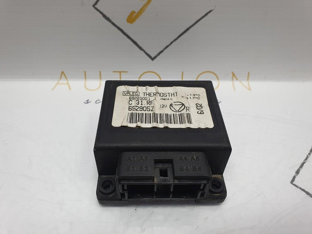Modul termostat CITROËN SAXO (S0, S1) [ 1996 - 2004 ] D (VJZ (TUD5)) 43KW|58HP Valeo 652905Z OEM 69220001J