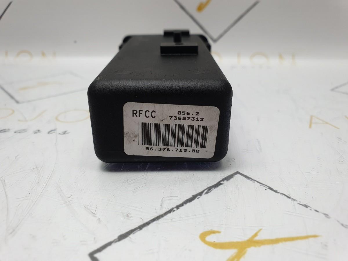 Modul inchidere centralizata CITROËN SAXO (S0, S1) [ 1996 - 2004 ] D (VJZ (TUD5)) 43KW|58HP 96.376.719.80 OEM 73657312