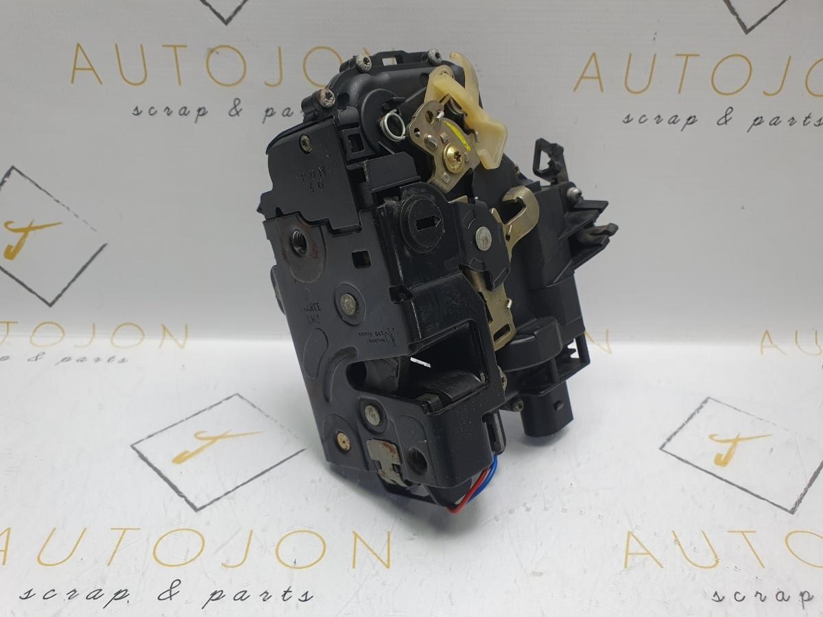 Broasca usa stanga spate SEAT TOLEDO II (1M2) [ 1998 - 2006 ] 16V (AUS, AZD, BCB) 77KW|105HP OEM 3B4839015A / 3B4 839 015 A