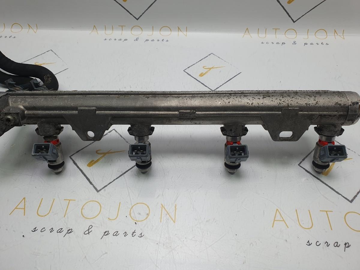 Rampa cu injectoare VOLKSWAGEN GOLF IV (1J1) [ 1997 - 2007 ] 16V (AHW, AKQ, APE, AXP, BCA) 55KW|75HP OEM 036133319B / 036031C