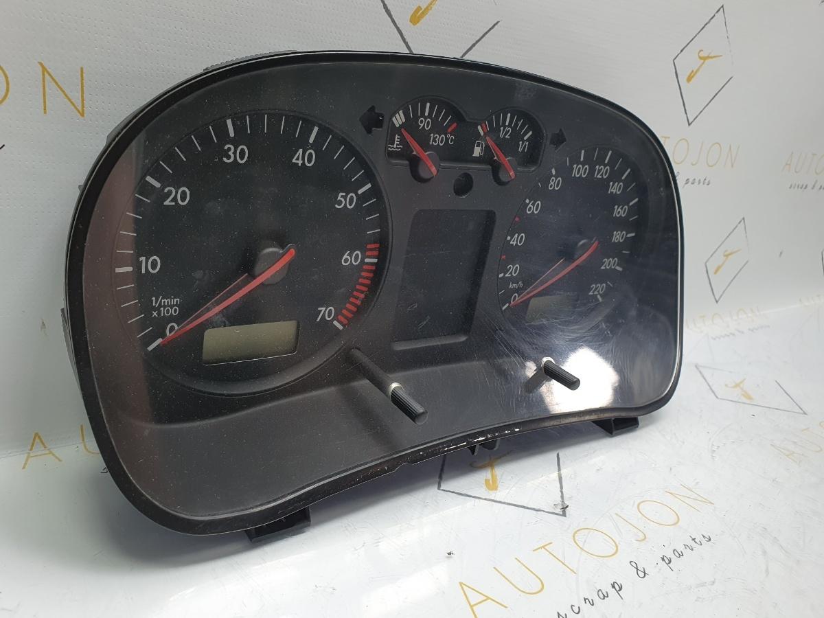 Ceasuri bord VOLKSWAGEN GOLF IV (1J1) [ 1997 - 2007 ] 16V (AHW, AKQ, APE, AXP, BCA) 55KW|75HP 0263618004 OEM 1J0920801 / 1J0 920 801