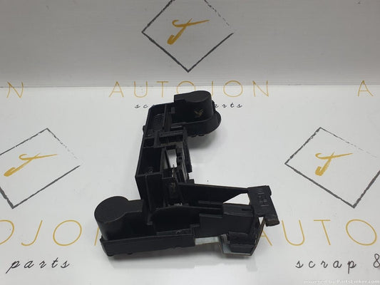 Soclu stop haion stanga VOLKSWAGEN TOUAREG (7LA, 7L6, 7L7) [ 2002 - 2013 ] R5 TDI (BAC, BPE) 128KW|174HP OEM 7L6945258A / 7L6 945 258 A