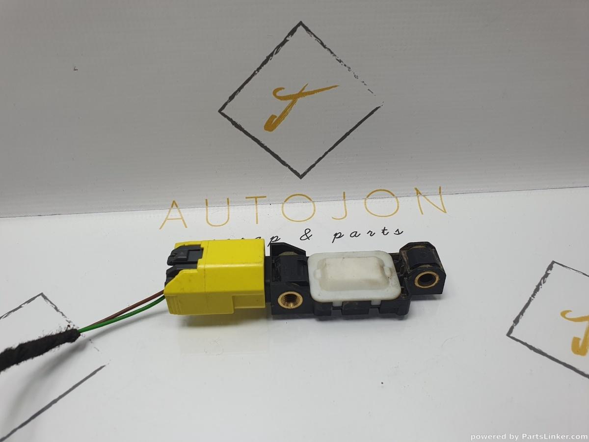 Senzor impact airbag VOLKSWAGEN TOUAREG (7LA, 7L6, 7L7) [ 2002 - 2013 ] R5 TDI (BAC, BPE) 128KW|174HP OEM 7L0909606B / 7L0 909 606 B