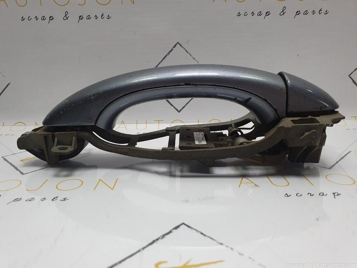 Maner cu suport usa stanga spate VOLKSWAGEN TOUAREG (7LA, 7L6, 7L7) [ 2002 - 2013 ] R5 TDI (BAC, BPE) 128KW|174HP OEM 7L0839885A / 7L0 839 885 A