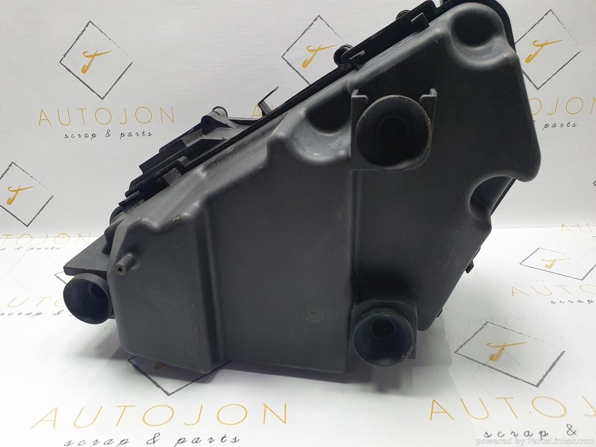 Carcasa panou sigurante VOLKSWAGEN TOUAREG (7LA, 7L6, 7L7) [ 2002 - 2013 ] R5 TDI (BAC, BPE) 128KW|174HP OEM 7L0937576B / 7L0 937 576 B