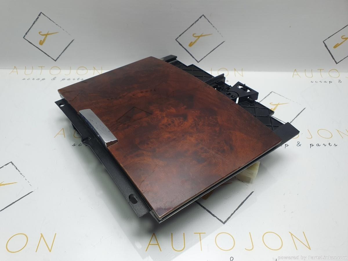 Scrumiera mahon VOLKSWAGEN TOUAREG (7LA, 7L6, 7L7) [ 2002 - 2013 ] R5 TDI (BAC, BPE) 128KW|174HP OEM 7L6857961B / 7L6 857 961 B