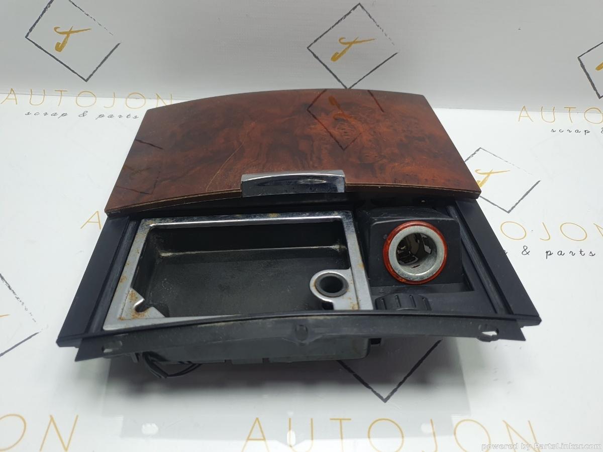 Scrumiera mahon VOLKSWAGEN TOUAREG (7LA, 7L6, 7L7) [ 2002 - 2013 ] R5 TDI (BAC, BPE) 128KW|174HP OEM 7L6857961B / 7L6 857 961 B