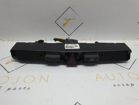Buton avarie OPEL ZAFIRA B (A05) [ 2005 - 2015 ] 1.6 (Z 16 XE1, Z 16 XEP) 77KW|105HP OEM 13100105XF