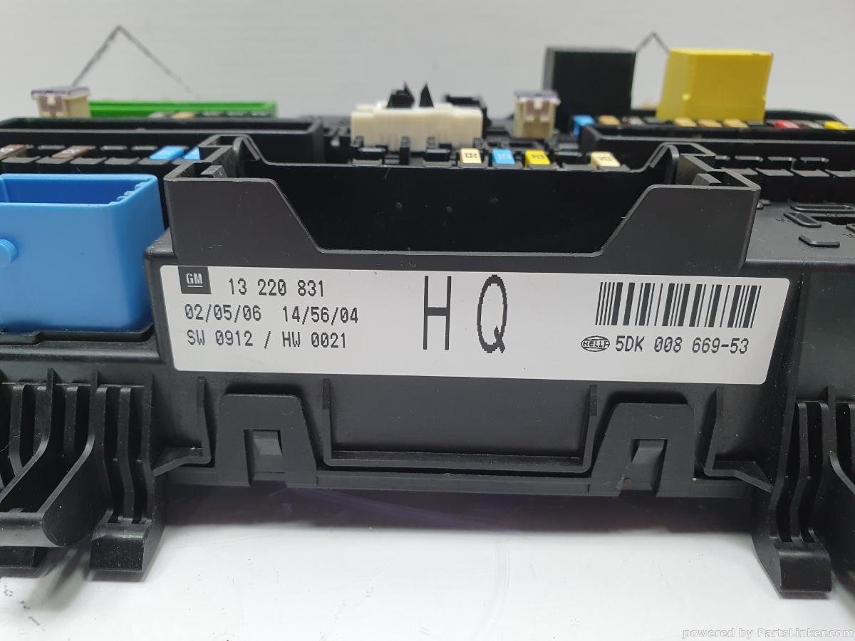 Panou sigurante OPEL ZAFIRA B (A05) [ 2005 - 2015 ] 1.6 (Z 16 XE1, Z 16 XEP) 77KW|105HP HELLA 5DK008669-53 OEM 13220831HQ