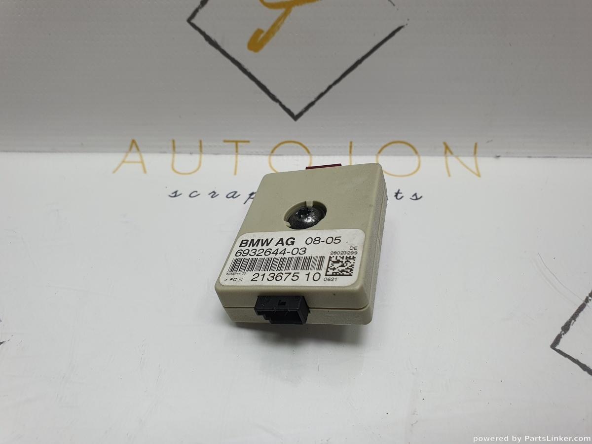 Modul antena BMW 3 V (E90) [ 2004 - 2012 ] 320 d (M47 D20 (204D4), N47 D20 C) 120KW|163HP OEM 693264403