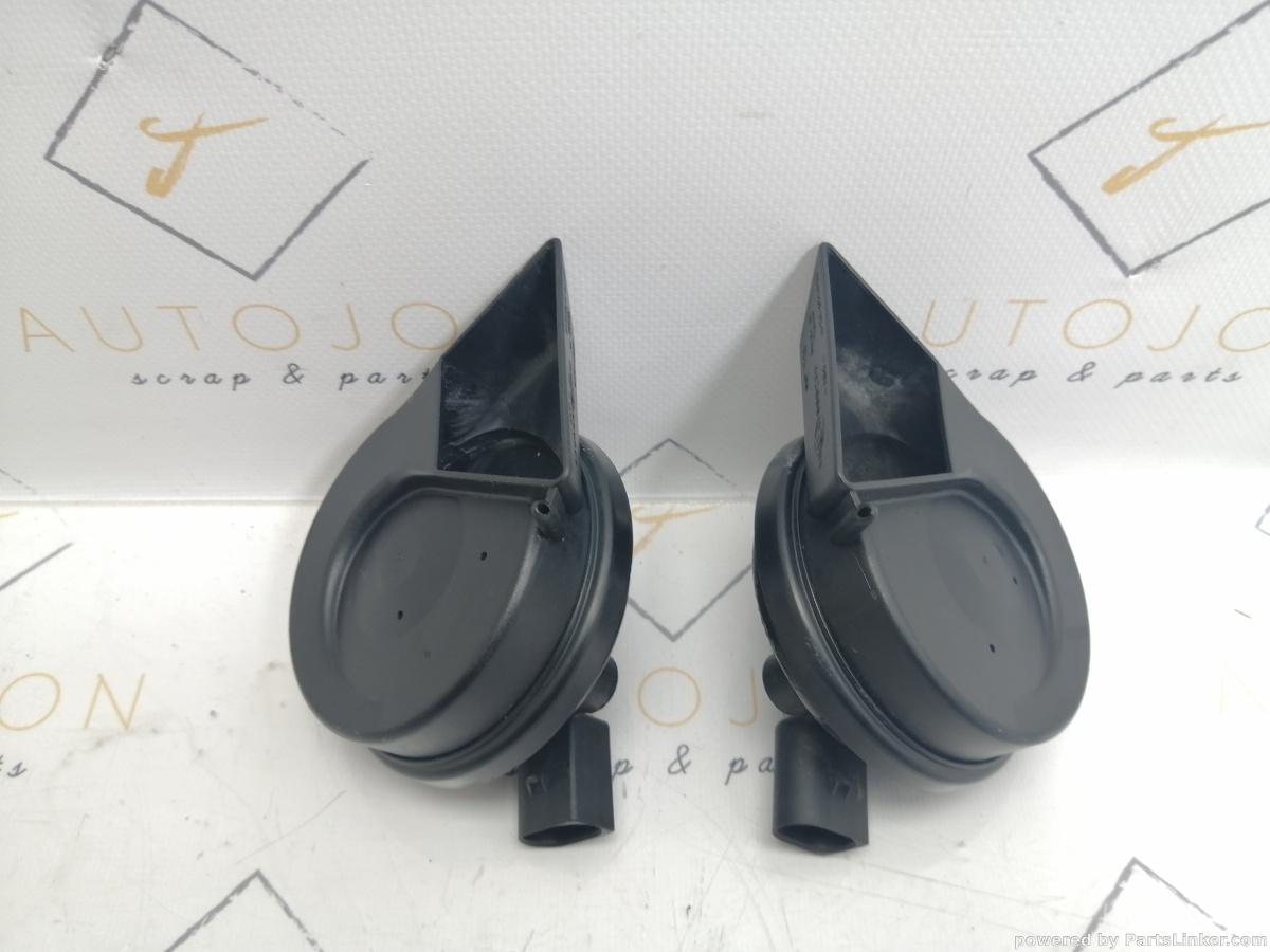 Set claxoane AUDI A4 IV Avant (8K5, B8) [ 2007 - 2015 ] TDI (CAGA, CJCA, CMEA, CMFA) 105KW|143HP OEM 8T0951221A / 8T0951223A