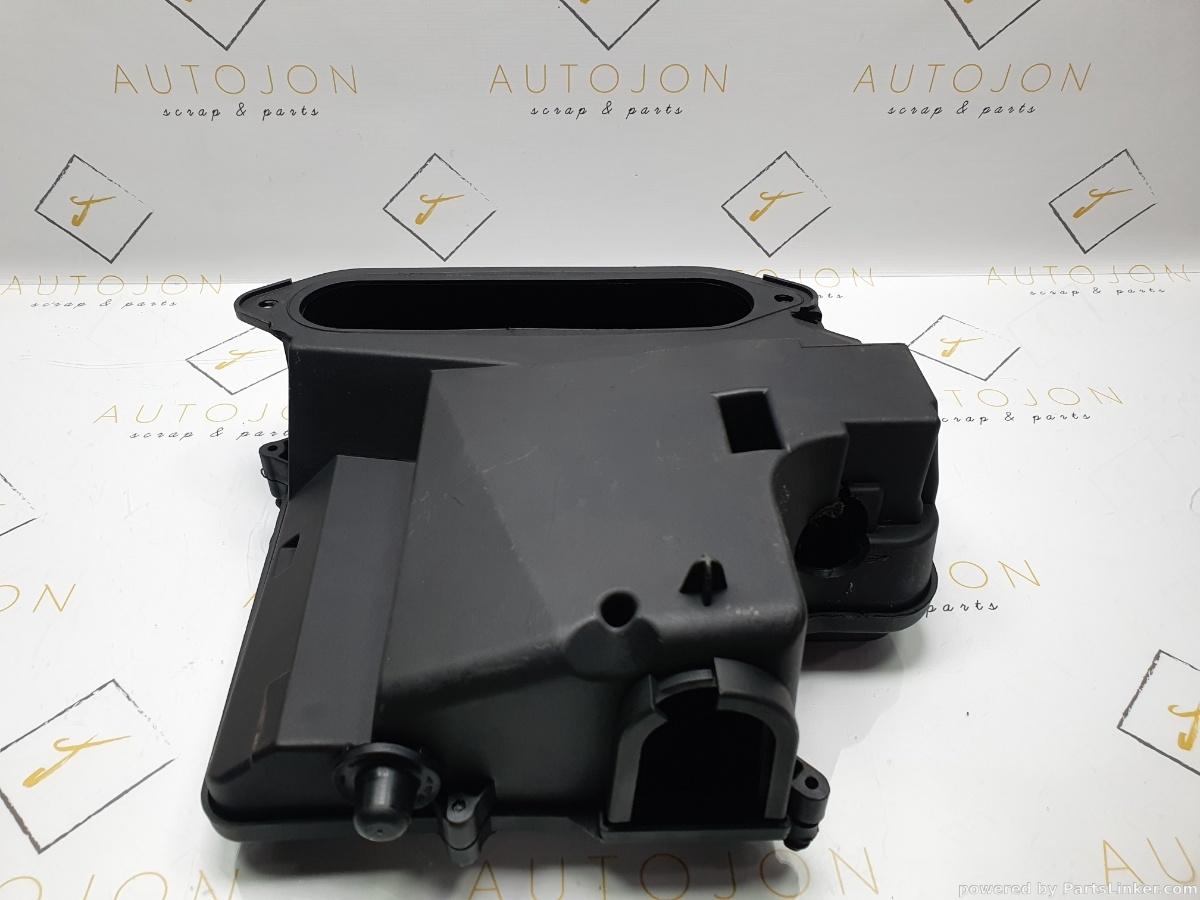 Ornamente AUDI A4 Saloon (8D2, B5) [ 1994 - 2001 ] 1.6 (ADP, AHL, ANA, ARM) 74KW|100HP OEM 8D1907355 / 8D1 907 355