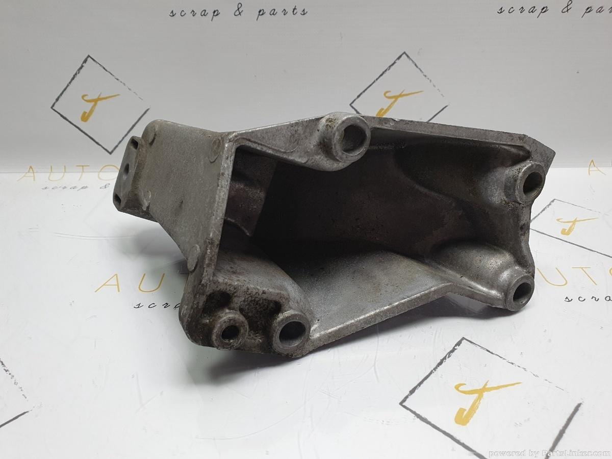 Suport motor AUDI A4 Saloon (8D2, B5) [ 1994 - 2001 ] 1.6 (ADP, AHL, ANA, ARM) 74KW|100HP OEM 8D0199307L / 8D0 199 307 L