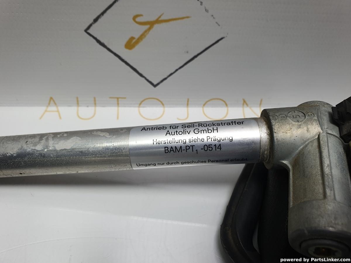 Centuri de siguranta fata AUDI A4 Saloon (8D2, B5) [ 1994 - 2001 ] 1.6 (ADP, AHL, ANA, ARM) 74KW|100HP OEM 8D0857705A / 8D0857706