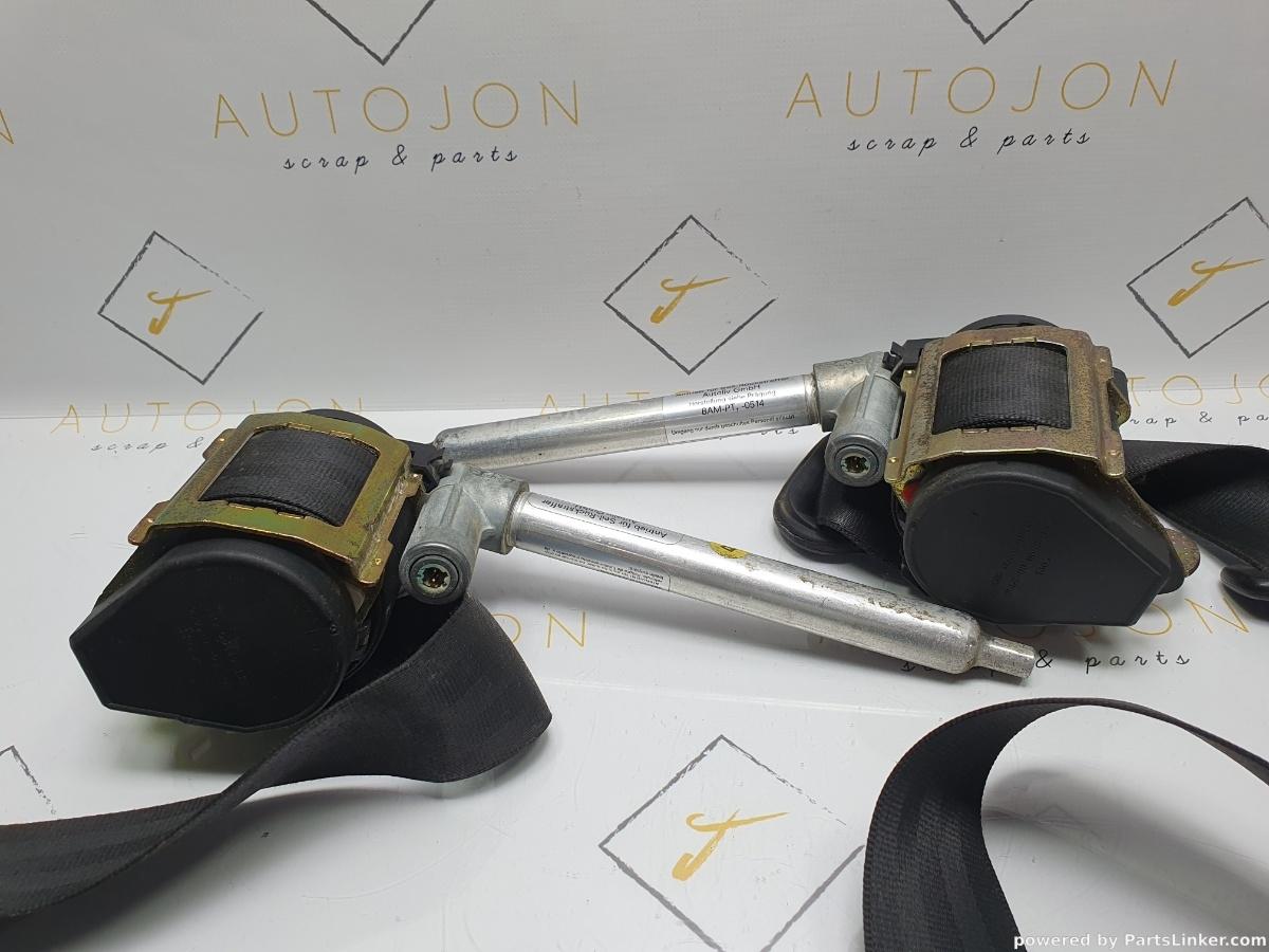 Centuri de siguranta fata AUDI A4 Saloon (8D2, B5) [ 1994 - 2001 ] 1.6 (ADP, AHL, ANA, ARM) 74KW|100HP OEM 8D0857705A / 8D0857706