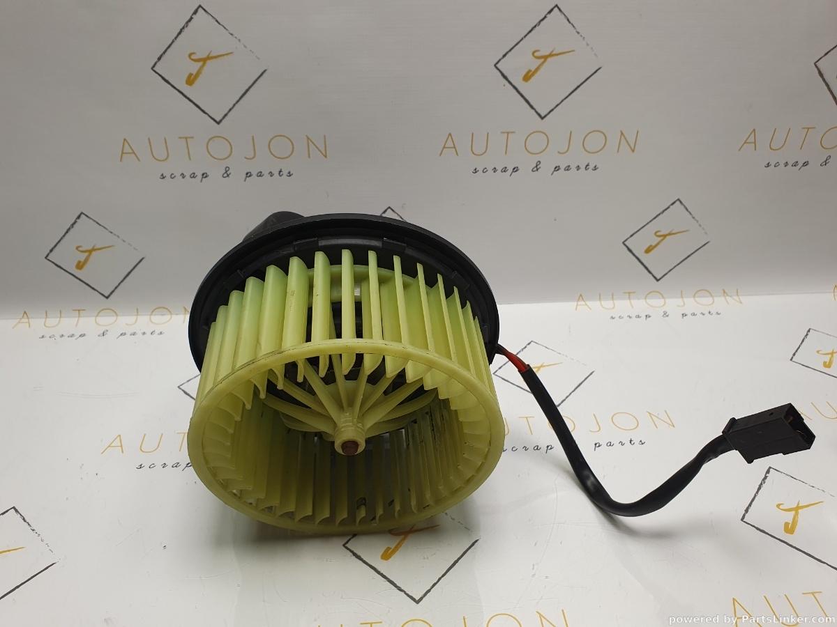 Ventilator aeroterma AUDI A4 Saloon (8D2, B5) [ 1994 - 2001 ] 1.6 (ADP, AHL, ANA, ARM) 74KW|100HP OEM 8D1819021B / 8D1 819 021 B