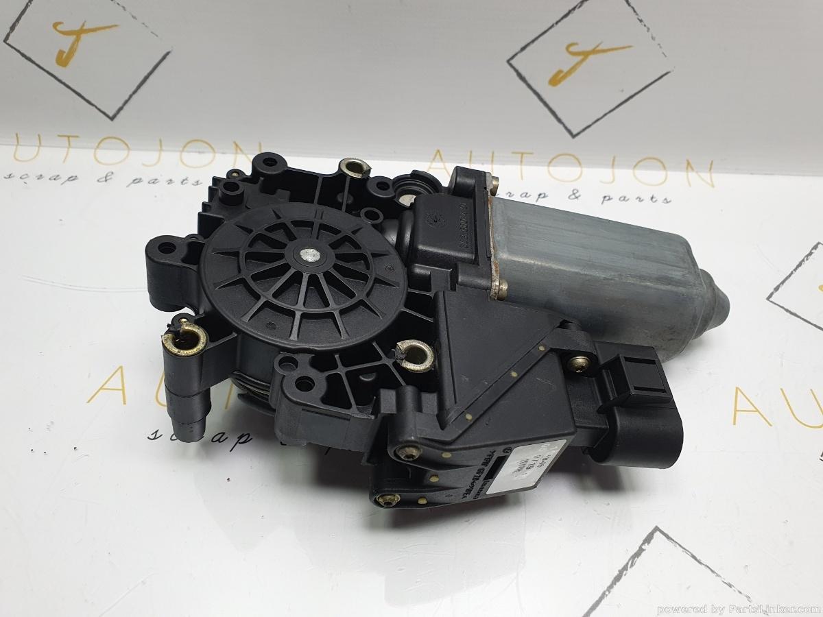 Motoras macara geam  stanga fata AUDI A4 8D2  B5 [ 1994 - 2001 ]  113846101