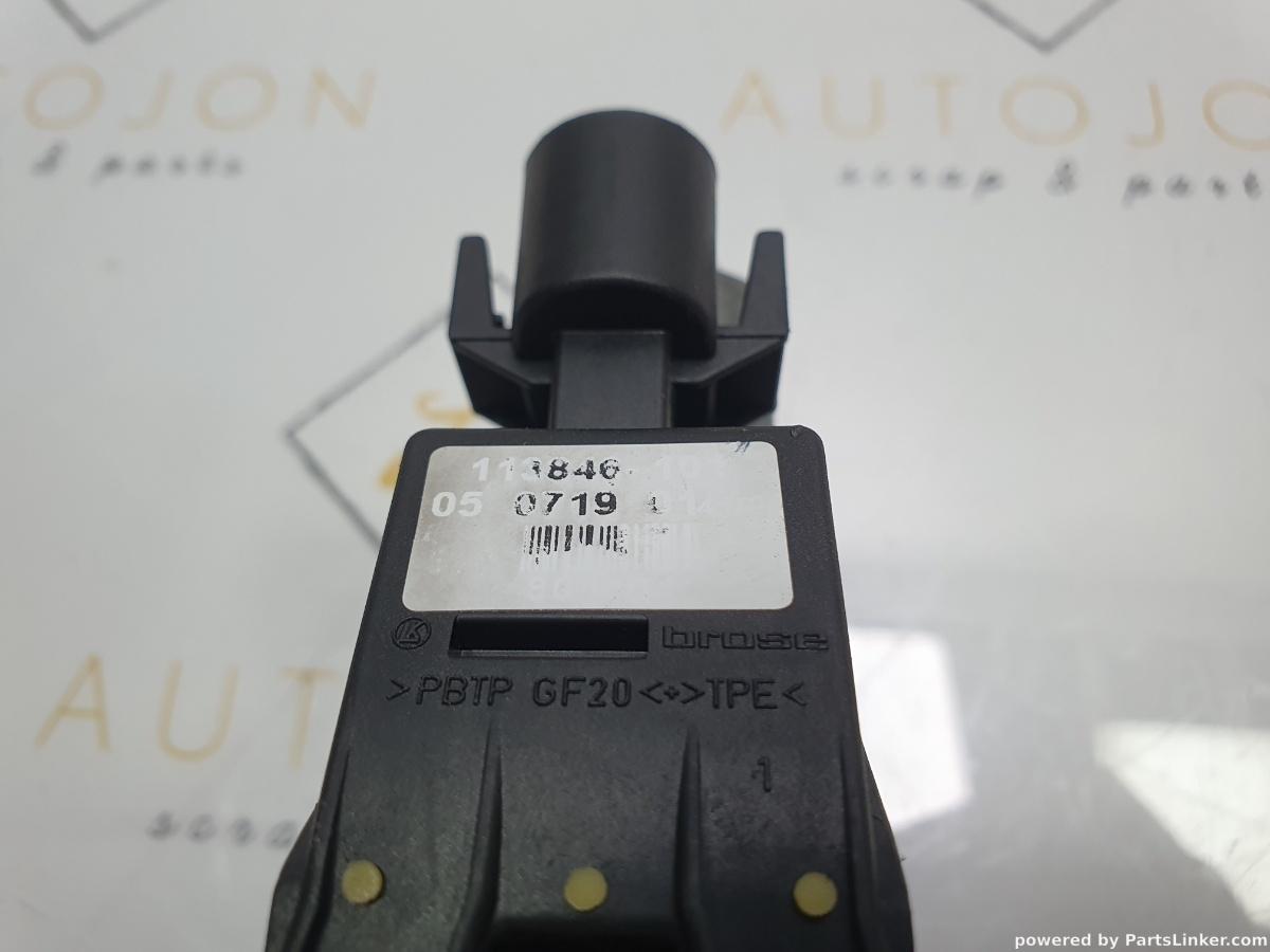 Motoras macara geam  stanga fata AUDI A4 8D2  B5 [ 1994 - 2001 ]  113846101