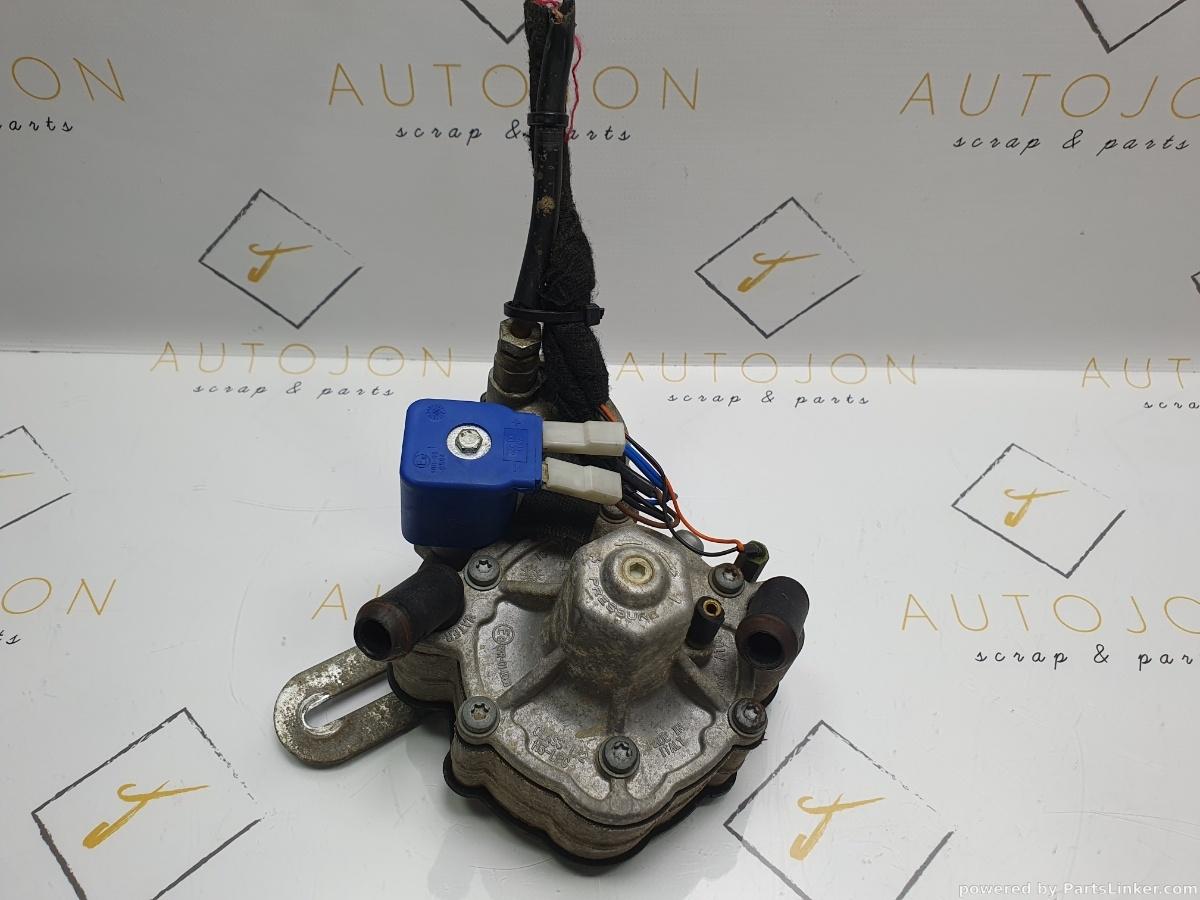 Vaporizator AUDI A4 Saloon (8D2, B5) [ 1994 - 2001 ] 1.6 (ADP, AHL, ANA, ARM) 74KW|100HP OEM RGAT3850
